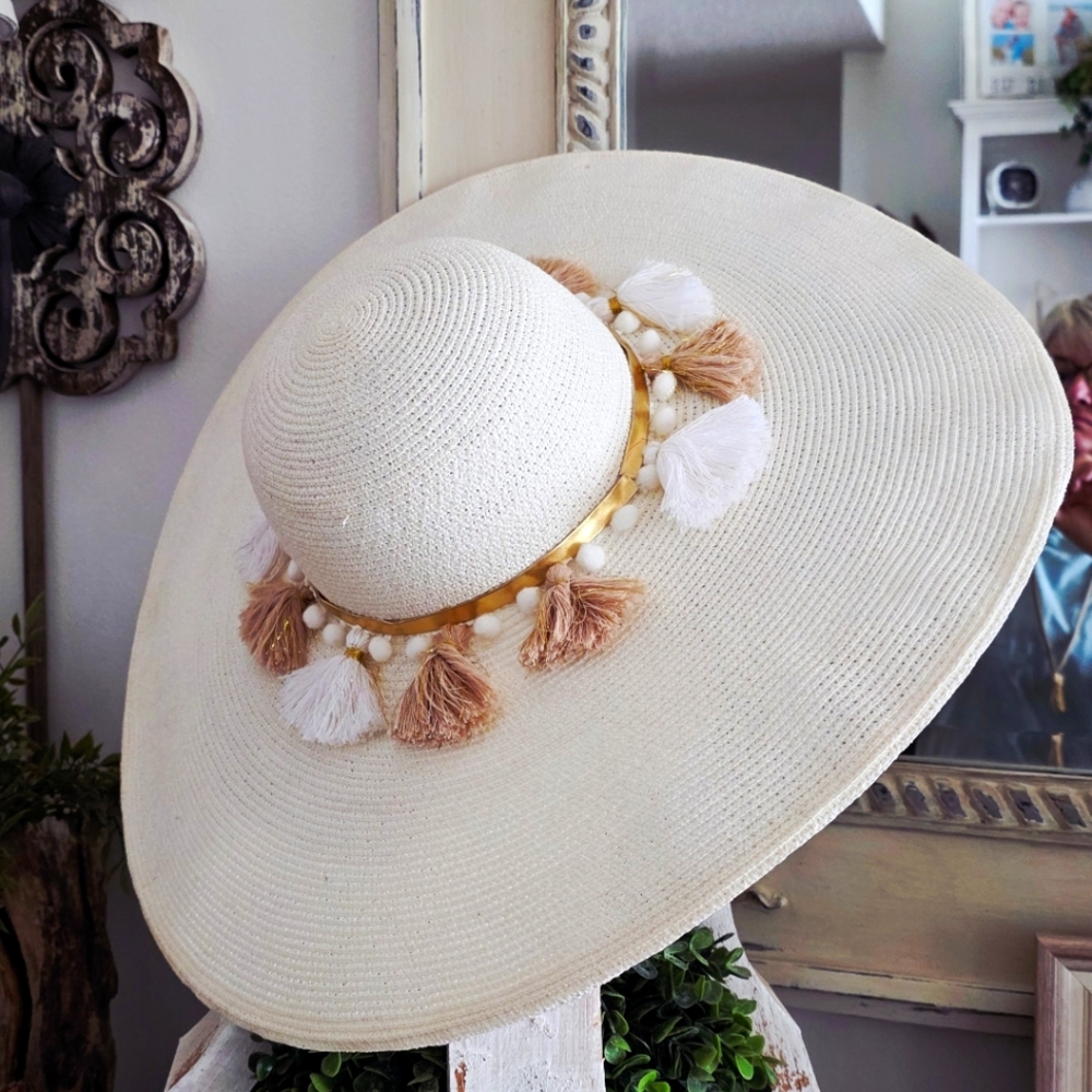 🌸 Lilly Pulitzer Cabana Floppy Hat